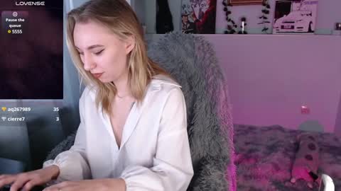 Snapshot of callerbowltim chatting on 12/05/24, 06:32 alextim online show from 12/05/24, 06:32