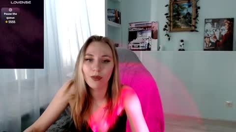 Snapshot of callerbowltim chatting on 02/14/25, 07:07 alextim online show from 02/14/25, 07:07