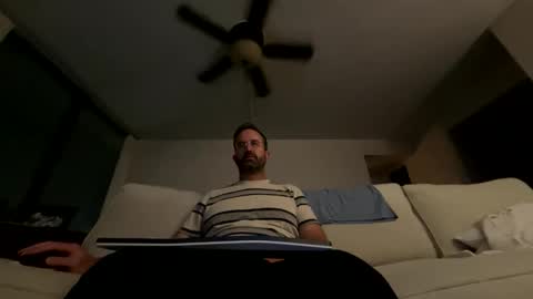 Snapshot of callesalada2 chatting on 04/18/26, 05:55 Whitest Boy Alive online show from 04/18/26, 05:55