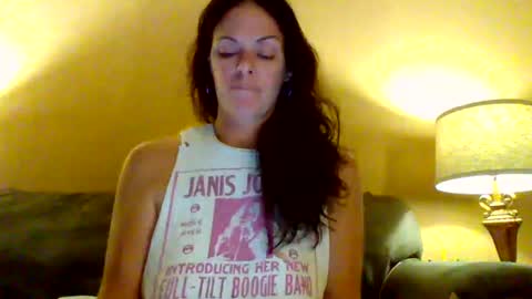 Snapshot of calli_girl420 chatting on 07/09/26, 02:37 Calli online show from 07/09/26, 02:37
