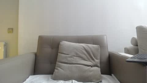 callme_kim online show from 12/29/24, 12:20