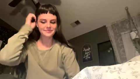 Snapshot of callme_sg chatting on 10/01/25, 12:16 SG Baby online show from 10/01/25, 12:16