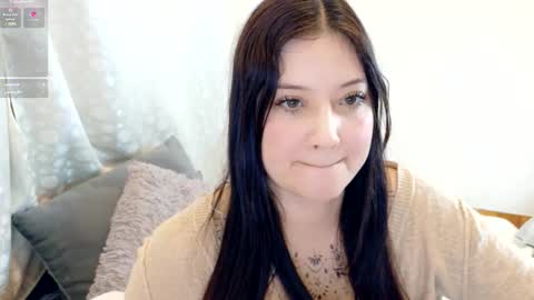 ViCtOriA online show from 10/22/25, 01:55