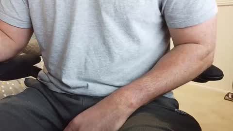 callmeroger33 online show from 02/18/26, 04:36