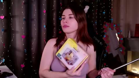 Frida online show from 02/15/26, 10:47