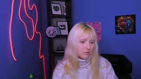 callmevivien online show from 04/07/26, 01:00