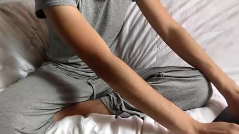 Snapshot of calm_and_compliant chatting on 02/11/26, 04:01 calm_and_compliant online show from 02/11/26, 04:01