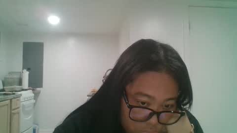 Snapshot of cals9x chatting on 11/22/25, 04:00 camzxoxox online show from 11/22/25, 04:00