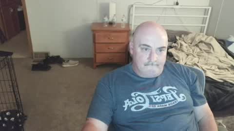 Snapshot of calvin420420 chatting on 06/17/26, 04:15 longjohn74 online show from 06/17/26, 04:15