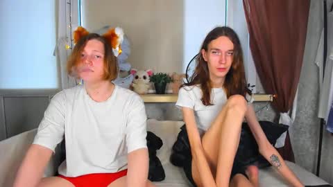 Snapshot of calvin_kevin_grem chatting on 10/13/25, 07:19 Calvin Kevin Grem online show from 10/13/25, 07:19