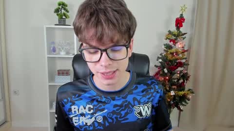 Hey I am Calvin  online show from 12/14/24, 07:14