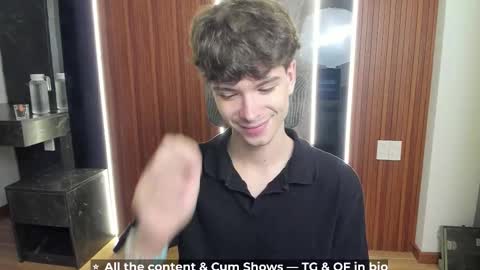 Hey I am Calvin  online show from 03/31/26, 05:13