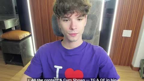 Hey I am Calvin  online show from 05/01/26, 05:17