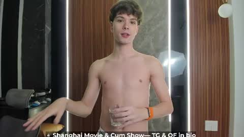 Hey I am Calvin  online show from 07/07/26, 03:16
