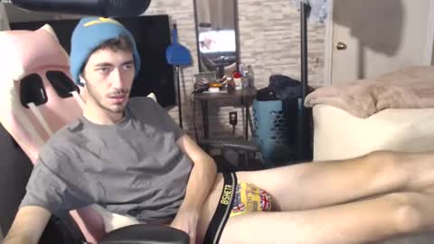 Snapshot of calvin_tanner chatting on 12/18/24, 12:43 calvin_tanner online show from 12/18/24, 12:43