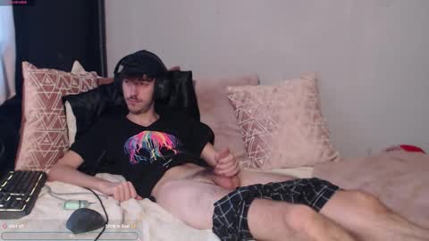 Snapshot of calvin_tanner chatting on 10/12/25, 06:07 calvin_tanner online show from 10/12/25, 06:07