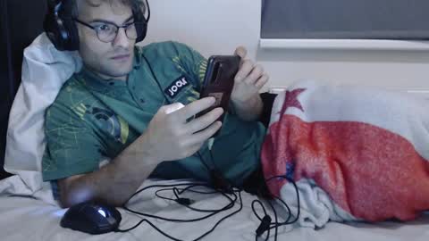 Snapshot of calvinjohnlad chatting on 12/11/24, 03:58 Calvinjohnlad online show from 12/11/24, 03:58