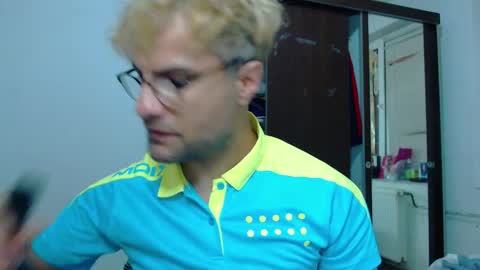 Snapshot of calvinjohnlad chatting on 02/17/25, 05:53 Calvinjohnlad online show from 02/17/25, 05:53