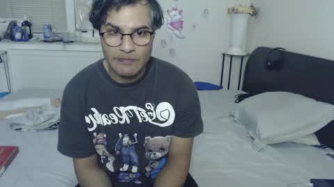 Calvinjohnlad online show from 12/16/25, 06:13