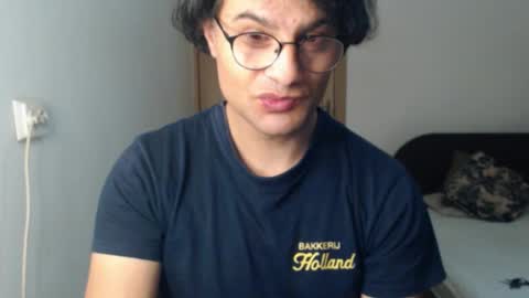 Snapshot of calvinjohnlad chatting on 02/14/26, 02:30 Calvinjohnlad online show from 02/14/26, 02:30