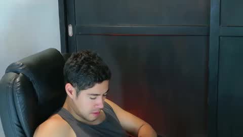 Snapshot of camara110 chatting on 10/02/25, 02:46 camara110 online show from 10/02/25, 02:46