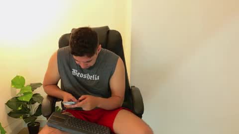 Snapshot of camara110 chatting on 10/16/25, 03:18 camara110 online show from 10/16/25, 03:18