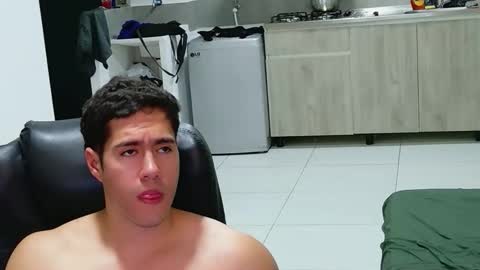 camara110 online show from 04/06/26, 02:53