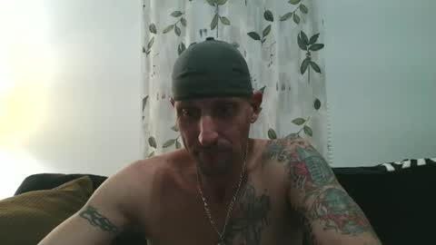 Snapshot of camaro383ci1994 chatting on 01/21/25, 05:16 Chillaxin lets talk online show from 01/21/25, 05:16