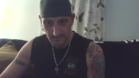 Snapshot of camaro383ci1994 chatting on 01/22/25, 02:26 Chillaxin lets talk online show from 01/22/25, 02:26