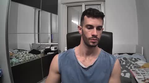 Snapshot of cambooyy chatting on 12/21/25, 05:42 cambooyy online show from 12/21/25, 05:42