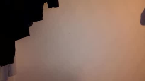 Snapshot of camboyforyou3 chatting on 11/04/25, 08:30 Amy online show from 11/04/25, 08:30