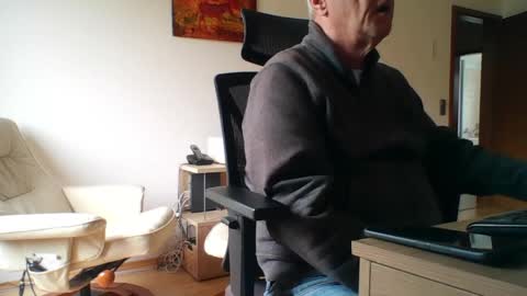 camcologne online show from 04/02/26, 12:36