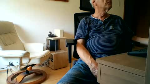 camcologne online show from 06/27/26, 10:20