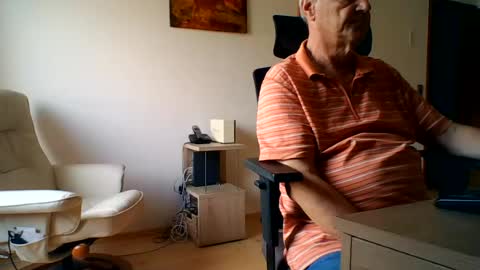 camcologne online show from 07/17/26, 08:10