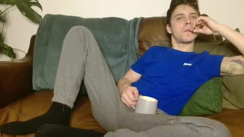 Snapshot of camdoattitude chatting on 01/09/25, 08:44 CamDoAttitude online show from 01/09/25, 08:44