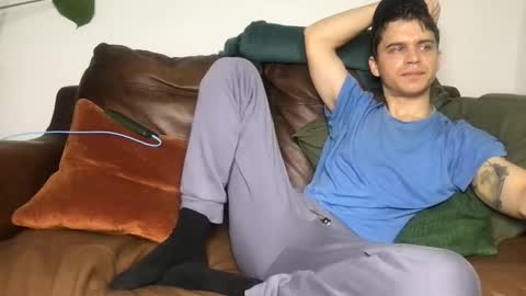 Snapshot of camdoattitude chatting on 09/19/25, 12:06 CamDoAttitude online show from 09/19/25, 12:06