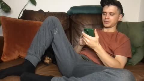 Snapshot of camdoattitude chatting on 11/25/25, 09:26 CamDoAttitude online show from 11/25/25, 09:26