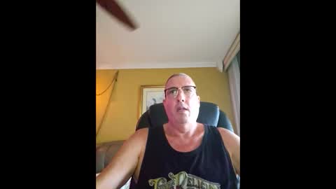 Snapshot of camdude2024 chatting on 02/02/25, 09:02 camdude2024 online show from 02/02/25, 09:02