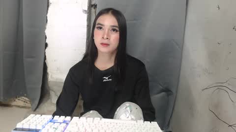 Snapshot of camela_star chatting on 12/24/24, 12:44 camela_star online show from 12/24/24, 12:44