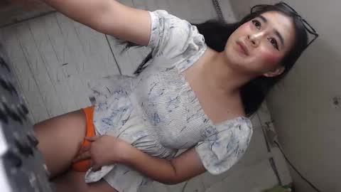 Snapshot of camela_star chatting on 11/13/25, 06:23 camela_star online show from 11/13/25, 06:23