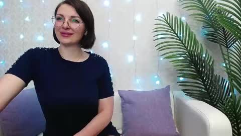 camelia_lillie online show from 05/15/26, 11:34