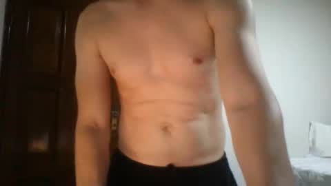 Snapshot of camelodoido chatting on 12/19/25, 11:23 camelodoido online show from 12/19/25, 11:23