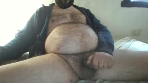 Snapshot of camera008 chatting on 10/24/25, 06:37 camera008 online show from 10/24/25, 06:37