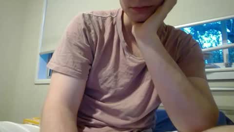Snapshot of cameron_2 chatting on 10/25/25, 08:00 Cam online show from 10/25/25, 08:00