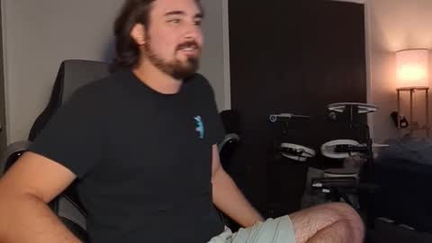 Snapshot of cameron_camming chatting on 09/29/25, 10:36 Cameron online show from 09/29/25, 10:36