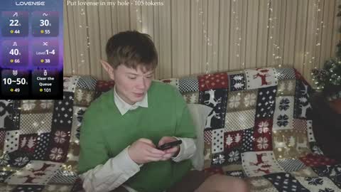 Snapshot of cameron_crowly chatting on 12/21/24, 04:41 Cameron online show from 12/21/24, 04:41