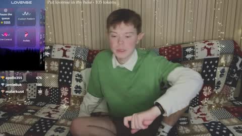 Snapshot of cameron_crowly chatting on 12/21/24, 10:50 Cameron online show from 12/21/24, 10:50