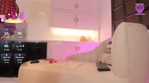  Cameron Cutee  online show from 09/23/25, 11:35