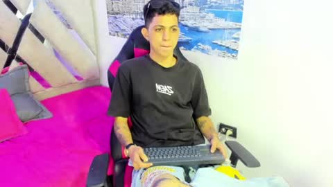 Snapshot of cameron_lux4 chatting on 07/02/26, 03:23 CAMERON online show from 07/02/26, 03:23