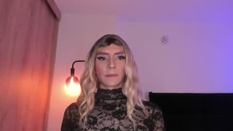 Cameron online show from 02/11/26, 01:32